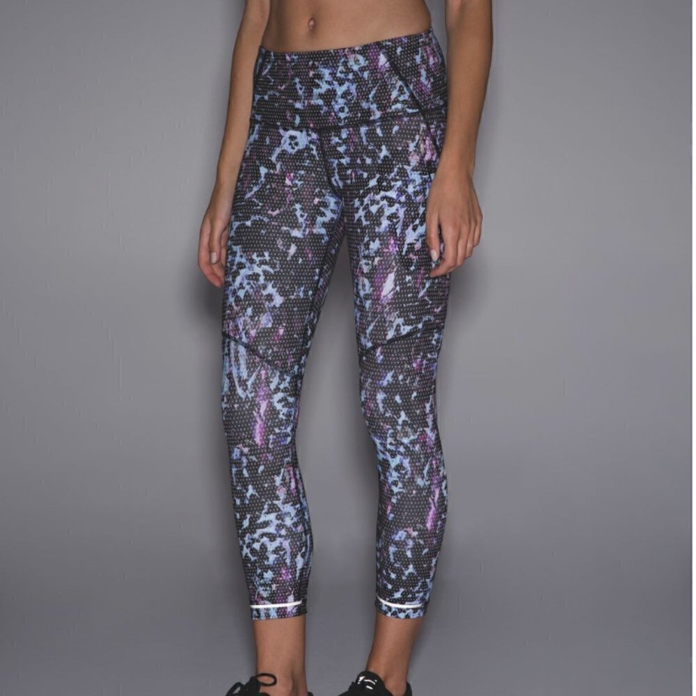 LULULEMON All Sport Crop Floral Sport Tranquil Blue Multi legging